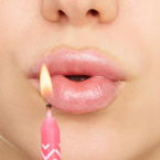 essence BIRTHDAY BOMB shiny lipgloss 01 Cake My Day!
